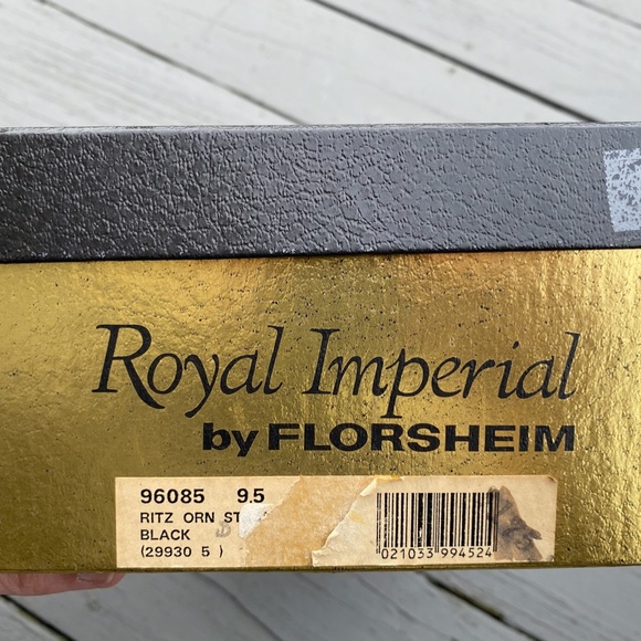 Florsheim Royal Imperial Men\'s Black Loafers 9.5 main image 9